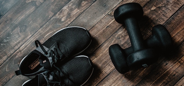 shoes and workout weights