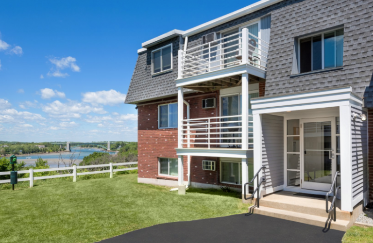 Sell, Donate, and Dispose of Unwanted Furniture in Boston Forest